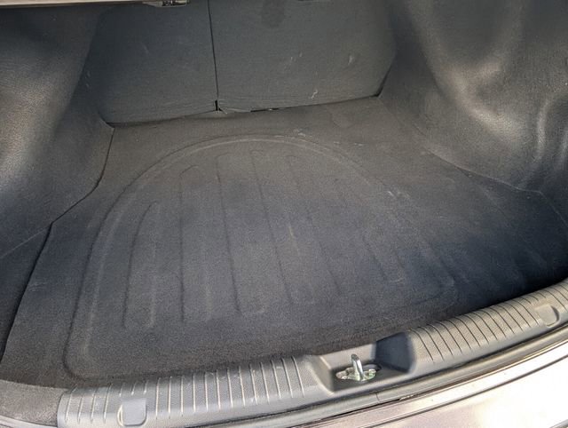 Used 2018 Kia Forte LX image 9