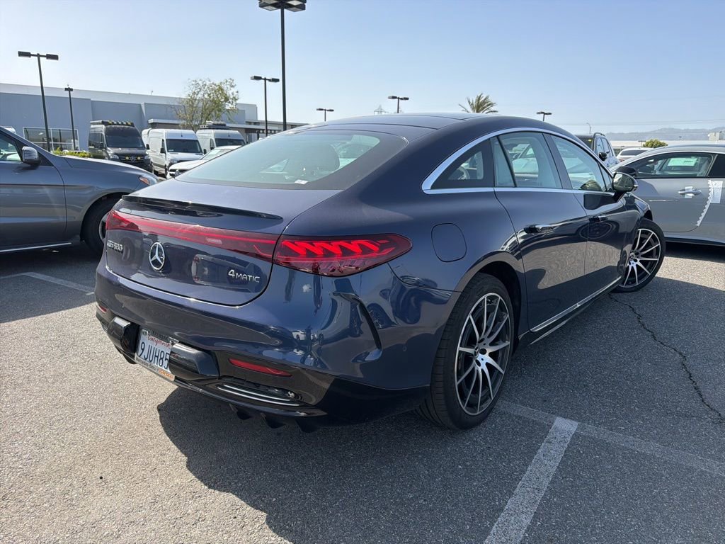 Used 2023 Mercedes-Benz EQS 580 4MATIC Sedan image 4