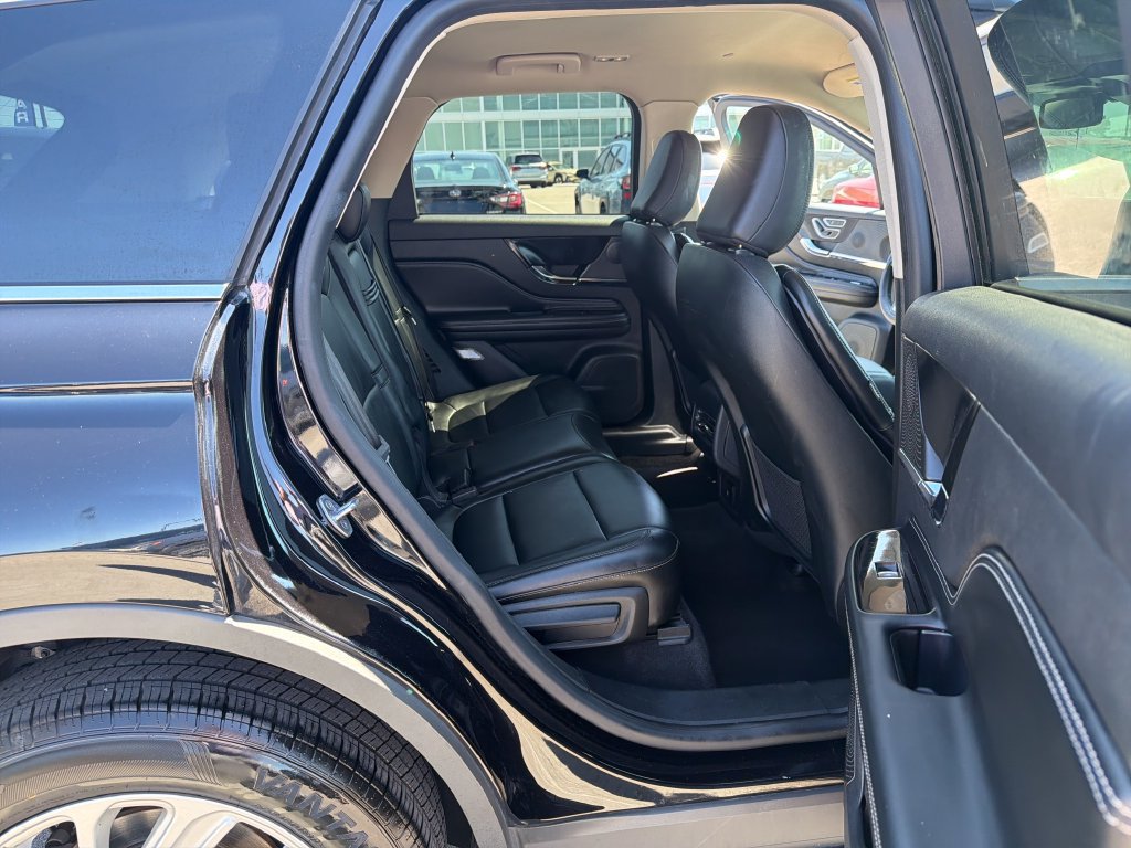 Used 2023 Lincoln Corsair AWD image 35