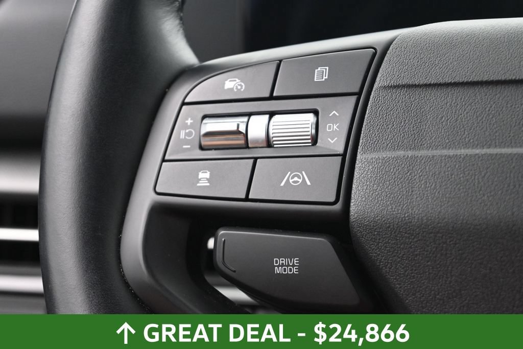 Used 2026 Kia Sportage LX FWD image 20