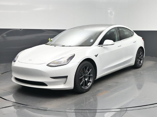 Used 2020 Tesla Model 3 Standard Range RWD image 22