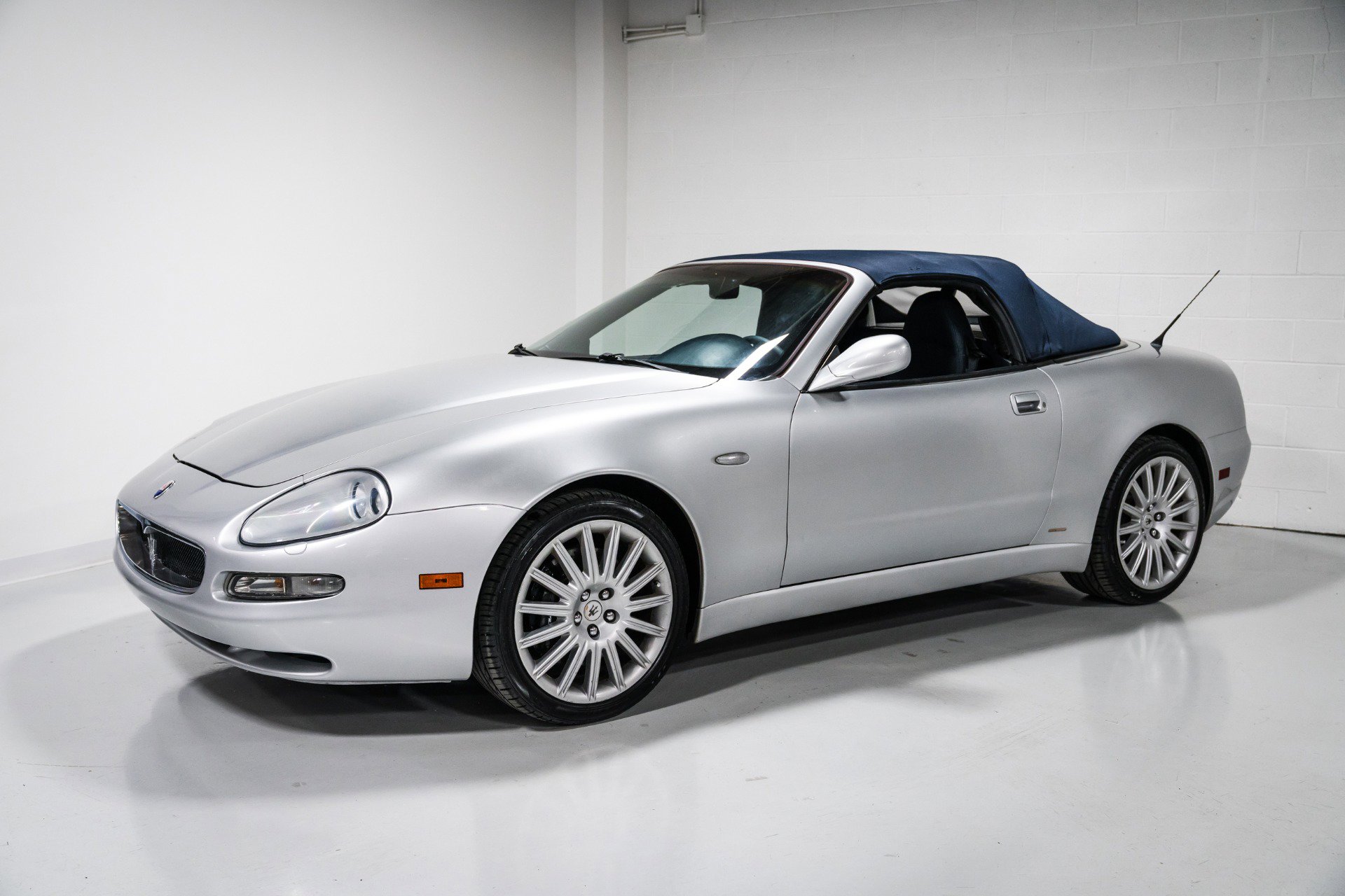 Used 2002 Maserati Spyder GT RWD image 29