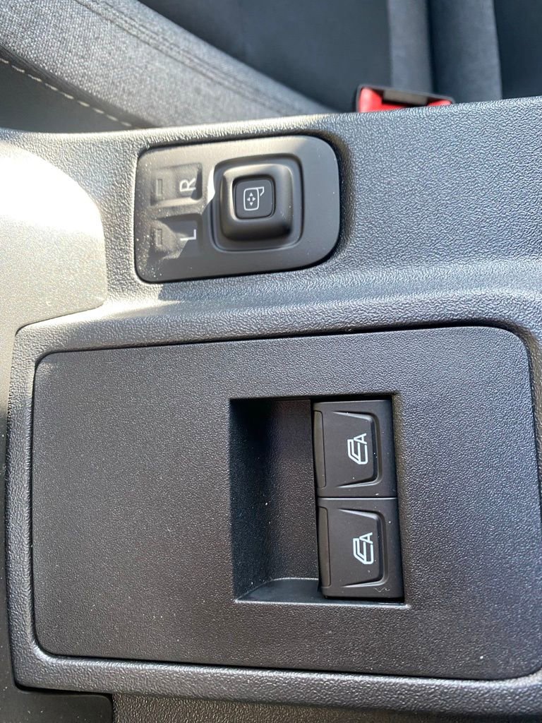 New 2025 Ford Bronco 2-Door w/ Sasquatch Package image 25