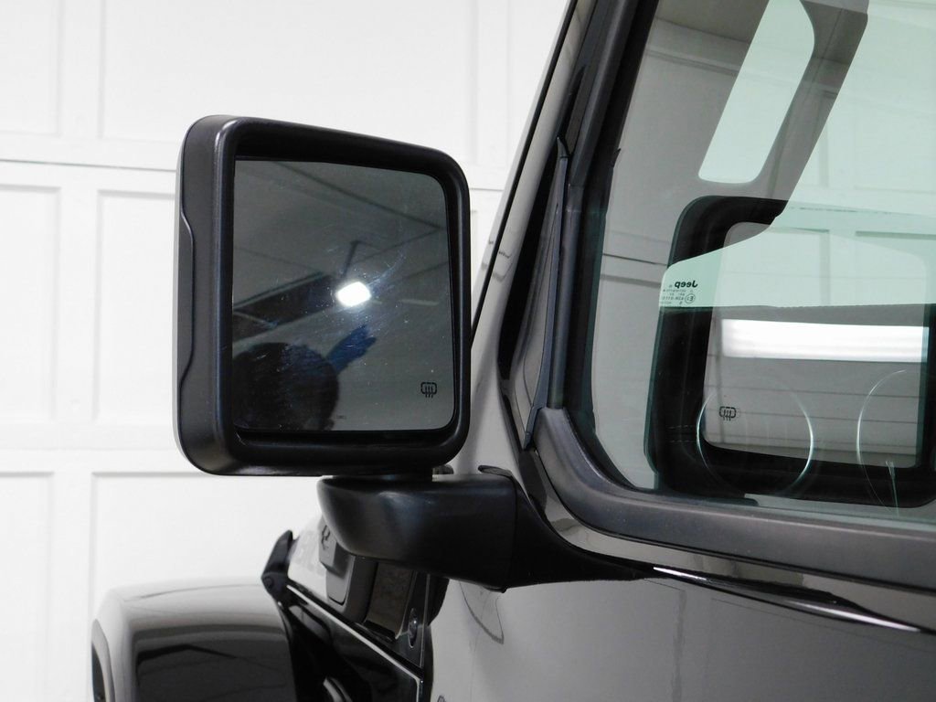 Used 2022 Jeep Wrangler Unlimited Rubicon 4xe w/ Dual Top Group image 33