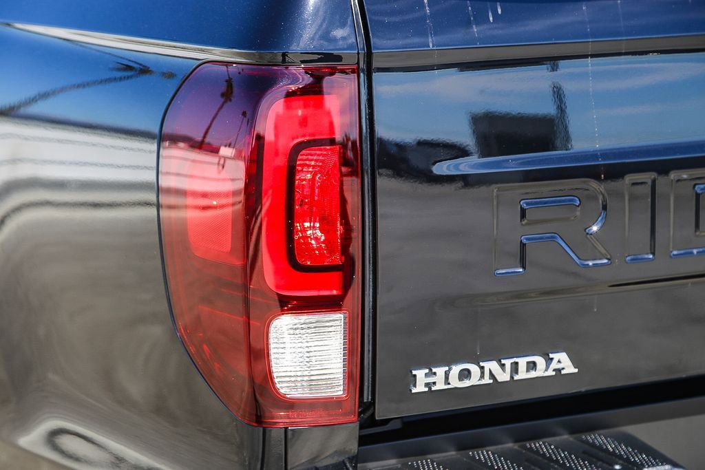 Used 2025 Honda Ridgeline RTL image 10