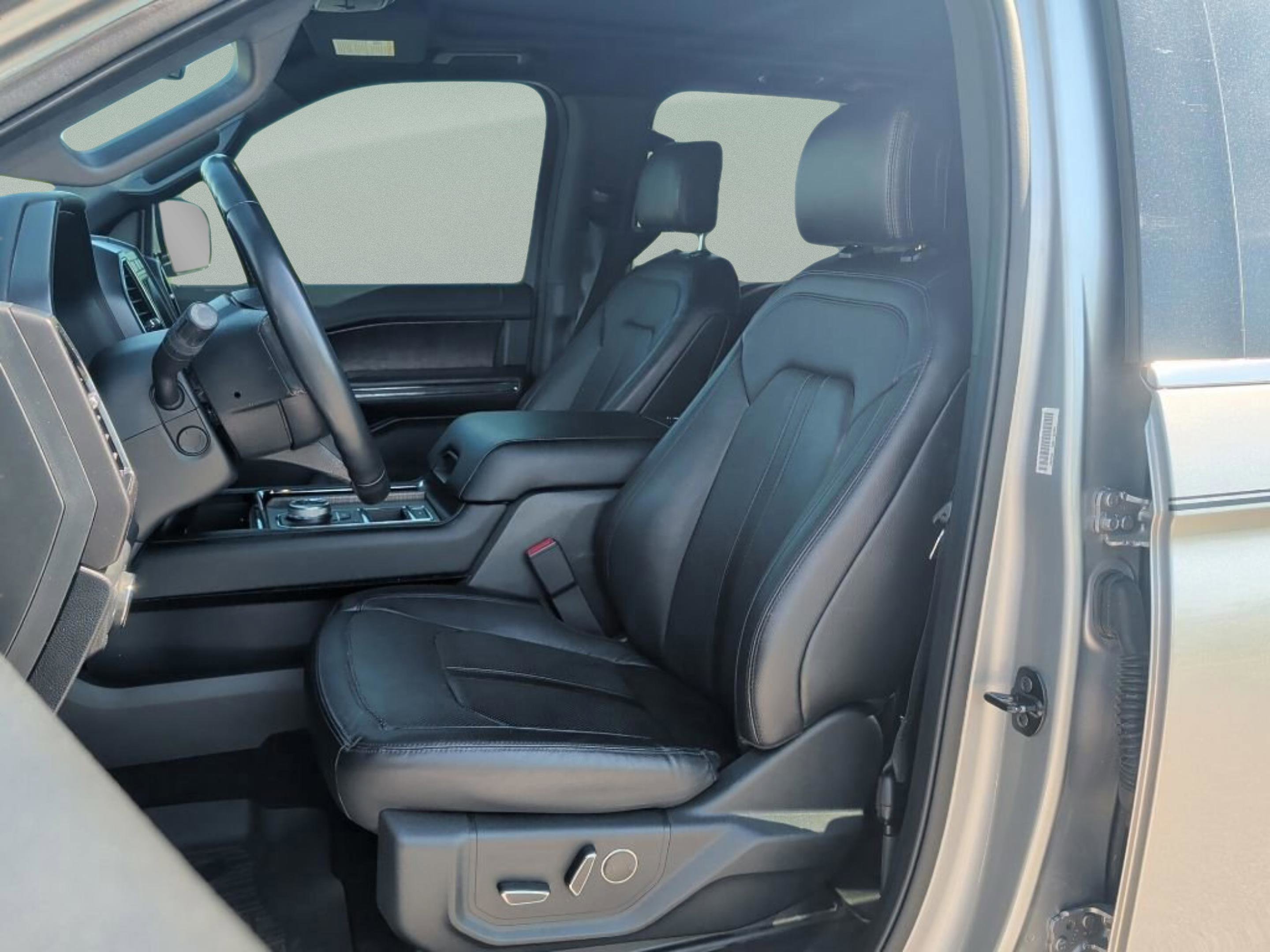 Used 2020 Ford Expedition Limited w/ Equipment Group 301A image 15