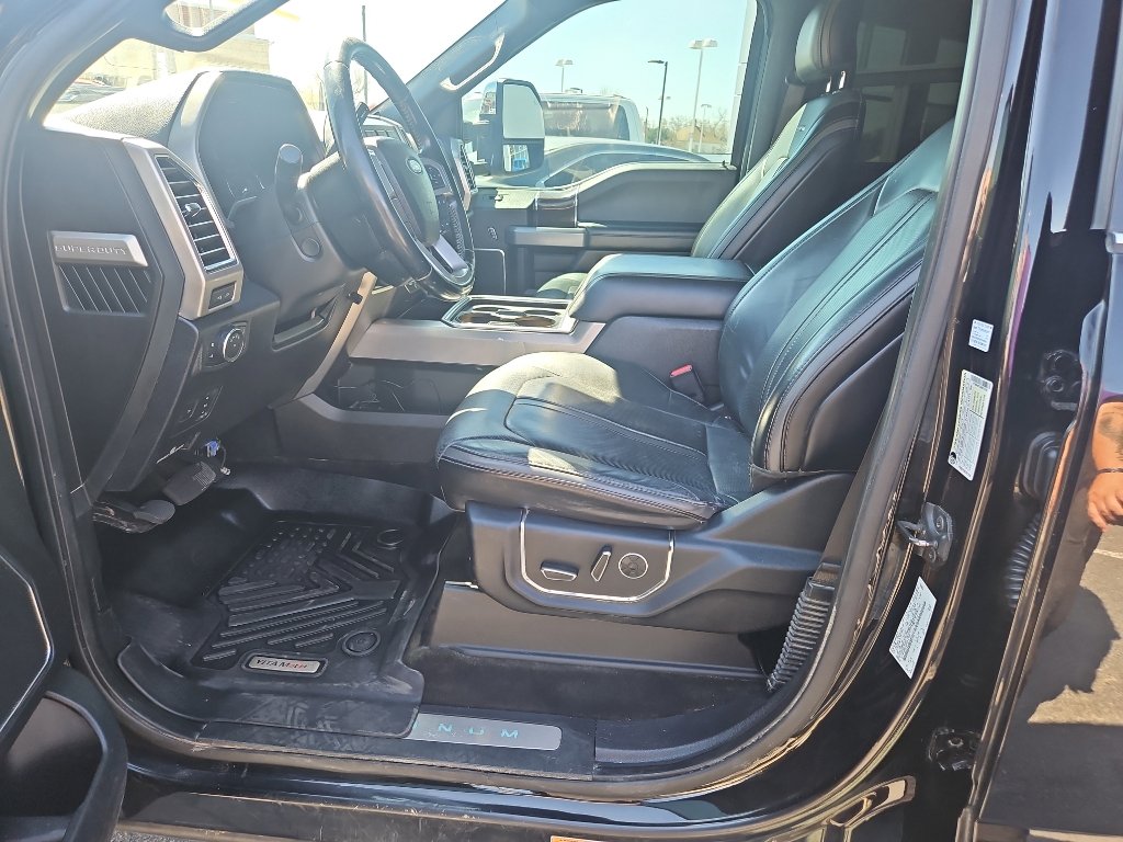 Used 2017 Ford F450 Platinum w/ Platinum Ultimate Package image 17