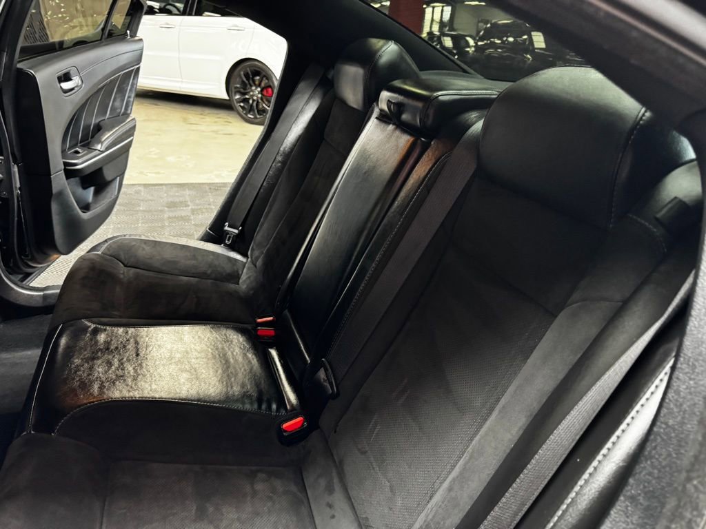 Used 2020 Dodge Charger R/T w/ Plus Group RWD image 44