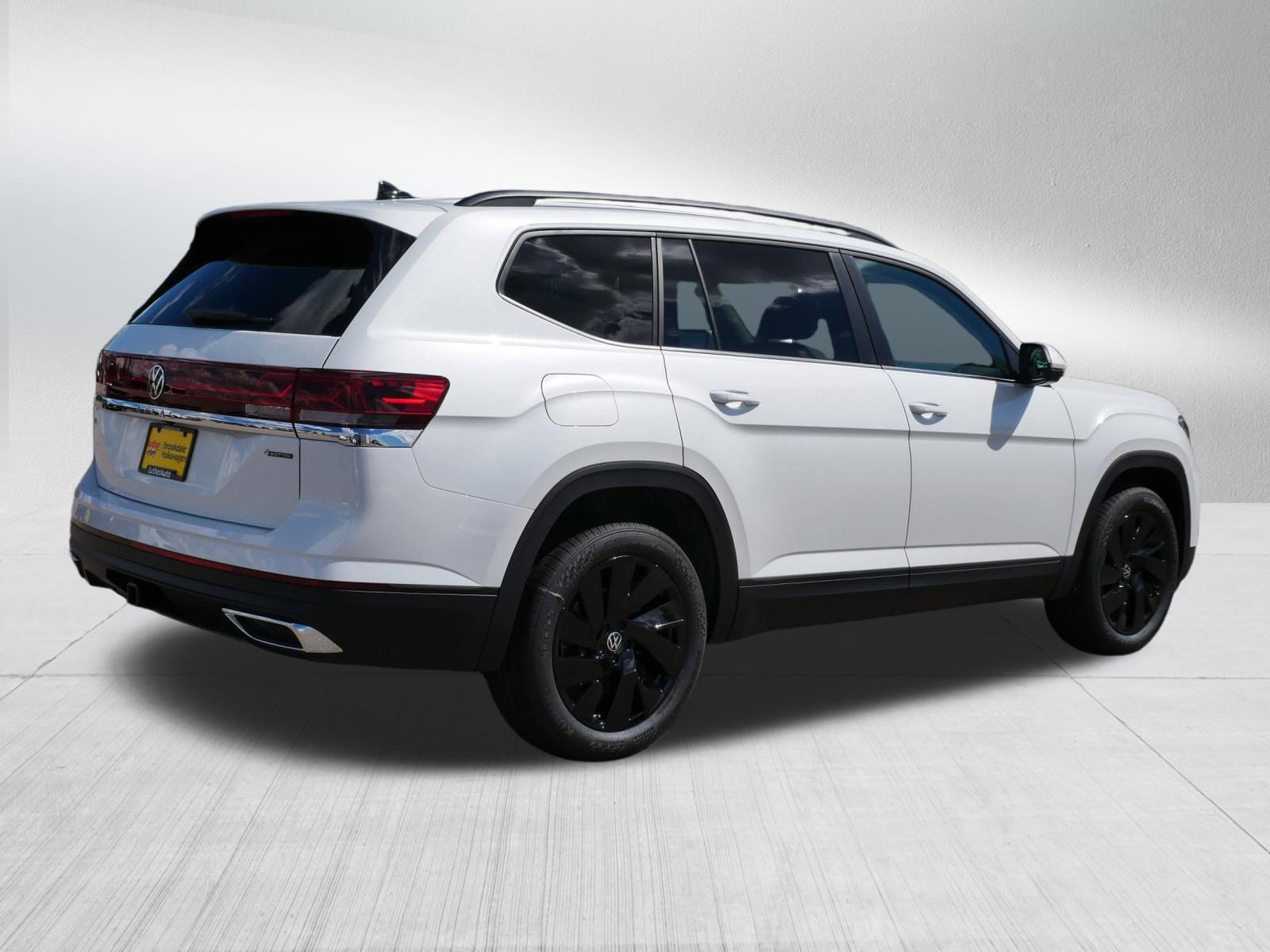 New 2026 Volkswagen Atlas SE AWD/4WD image 3