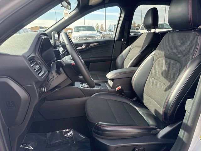 Used 2025 Ford Escape ST-Line Select image 21