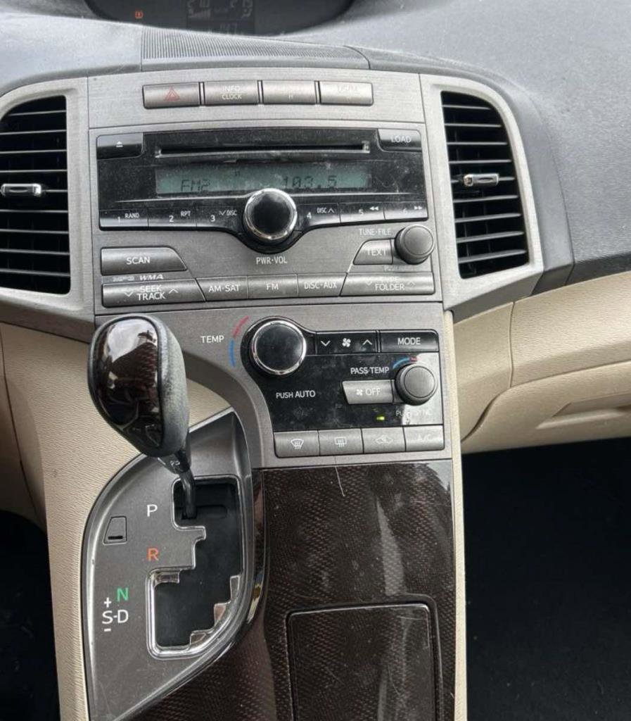 Used 2009 Toyota Venza image 3