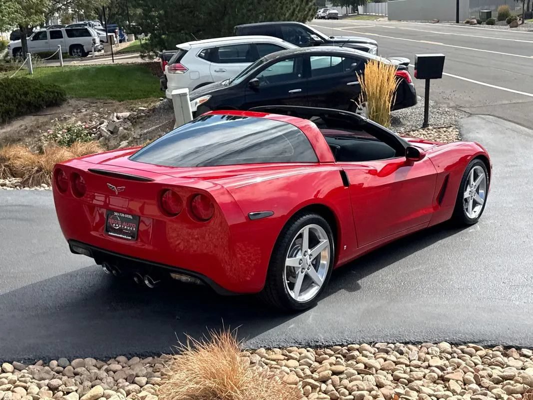 Used 2008 Chevrolet Corvette Coupe w/ Preferred Equipment Group RWD image 94