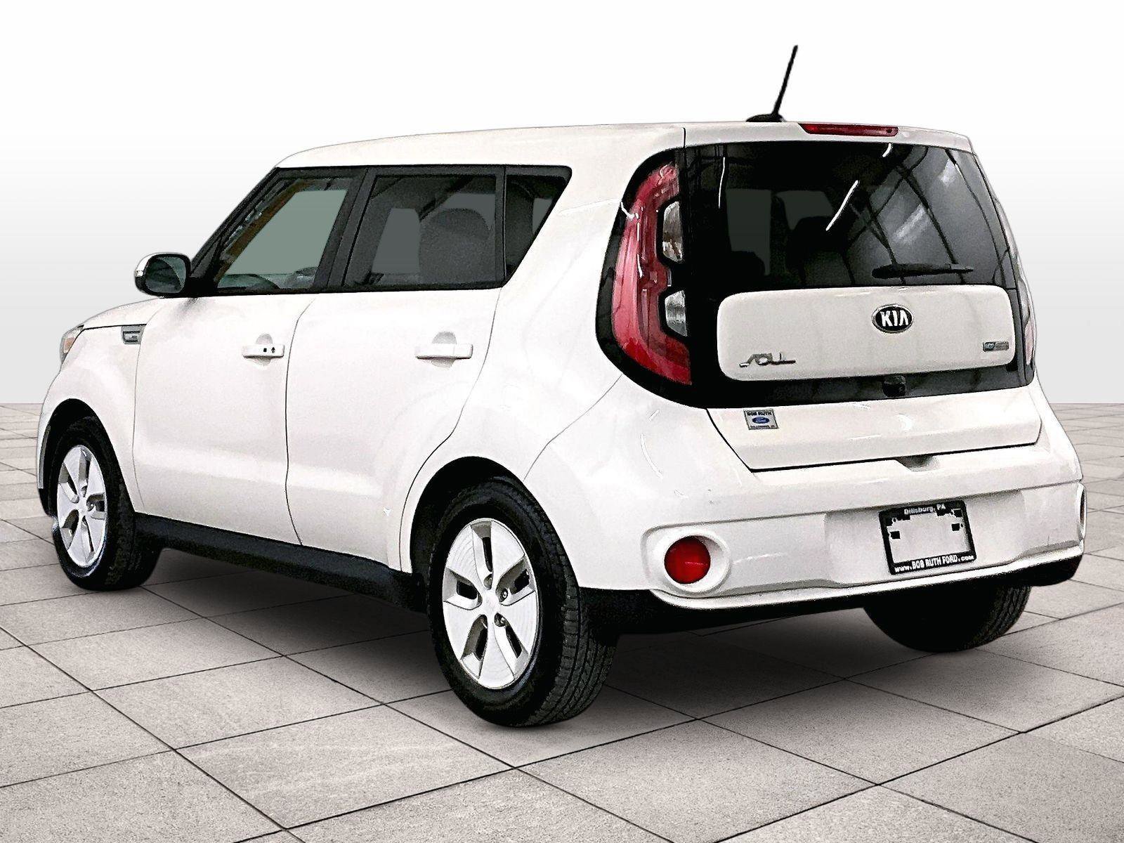 Used 2016 Kia Soul EV FWD image 11