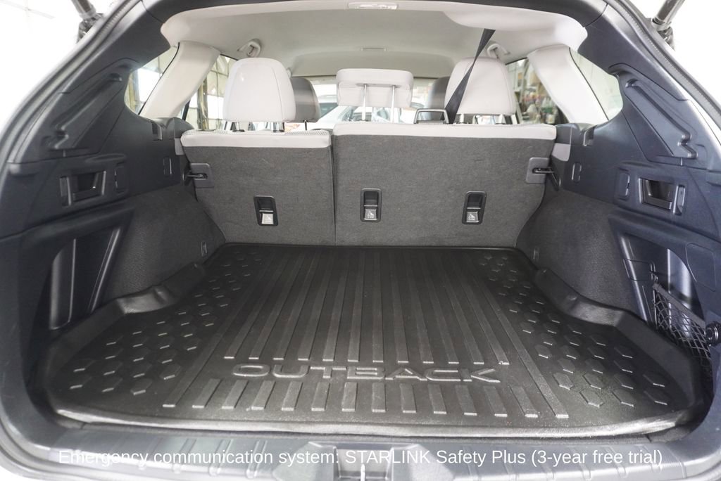 Used 2024 Subaru Outback Premium image 5