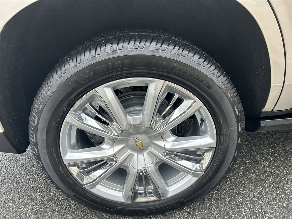 Used 2021 Chevrolet Tahoe High Country w/ Premium Package image 12