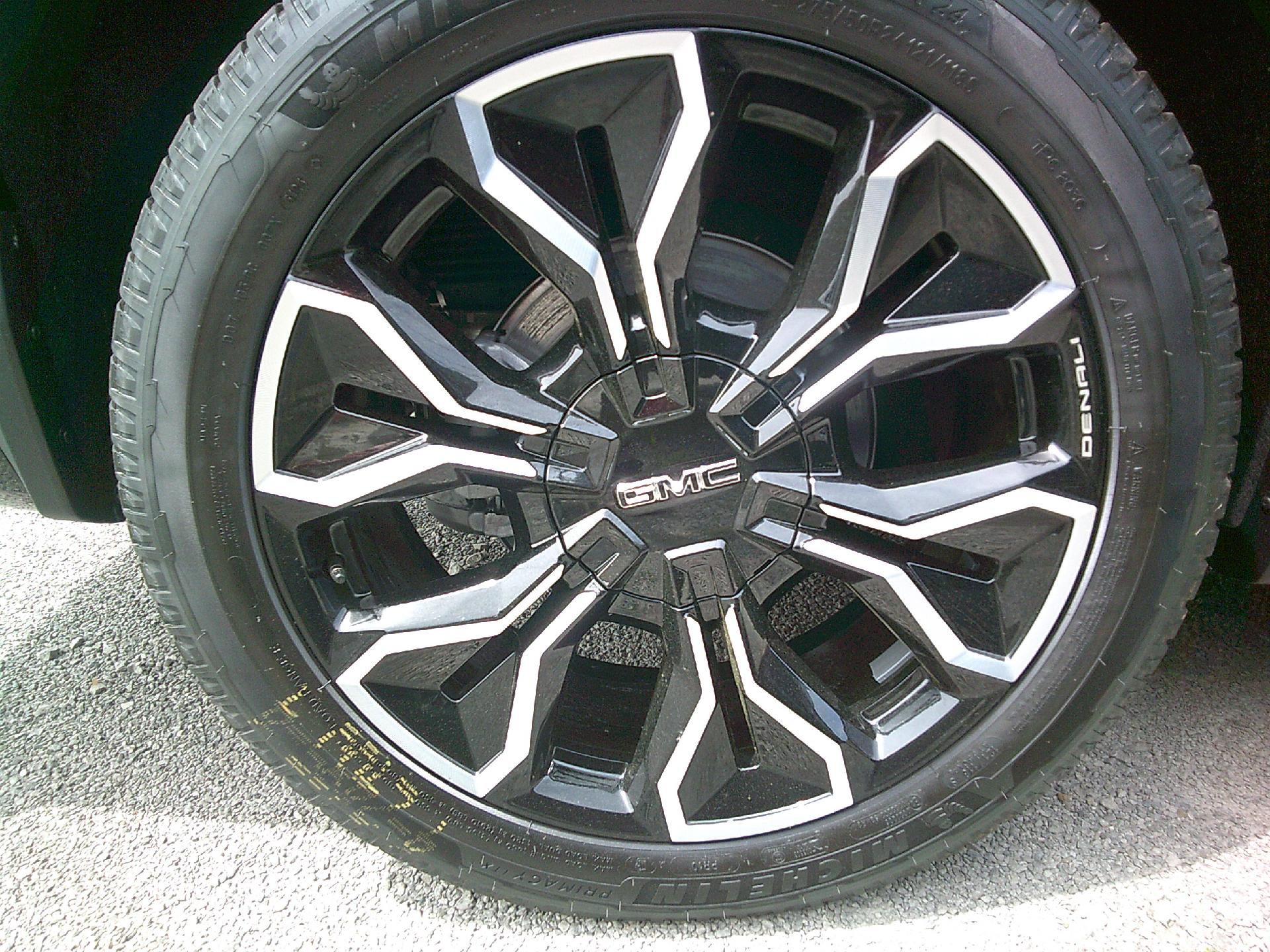 New 2025 GMC Sierra EV Denali image 22