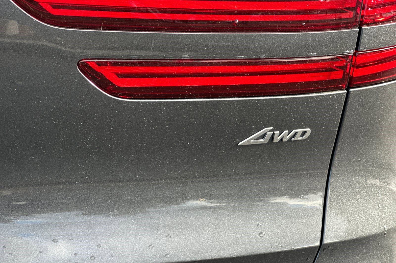 Used 2023 Genesis GV70 2.5T w/ Sport Prestige Package image 40