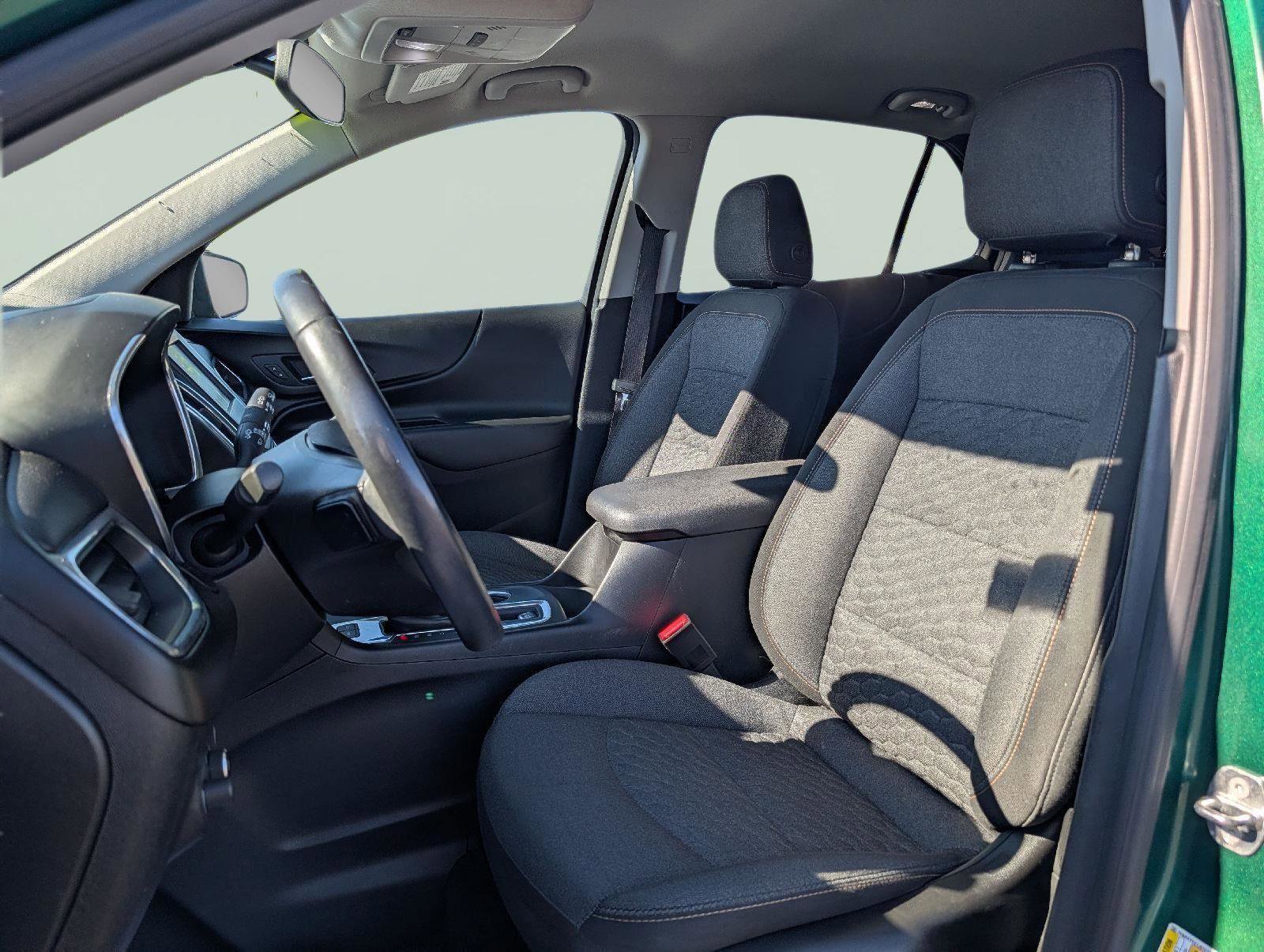 Used 2018 Chevrolet Equinox LT AWD/4WD image 10