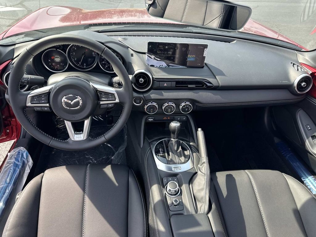 New 2026 MAZDA MX-5 Miata RF Grand Touring RWD image 9