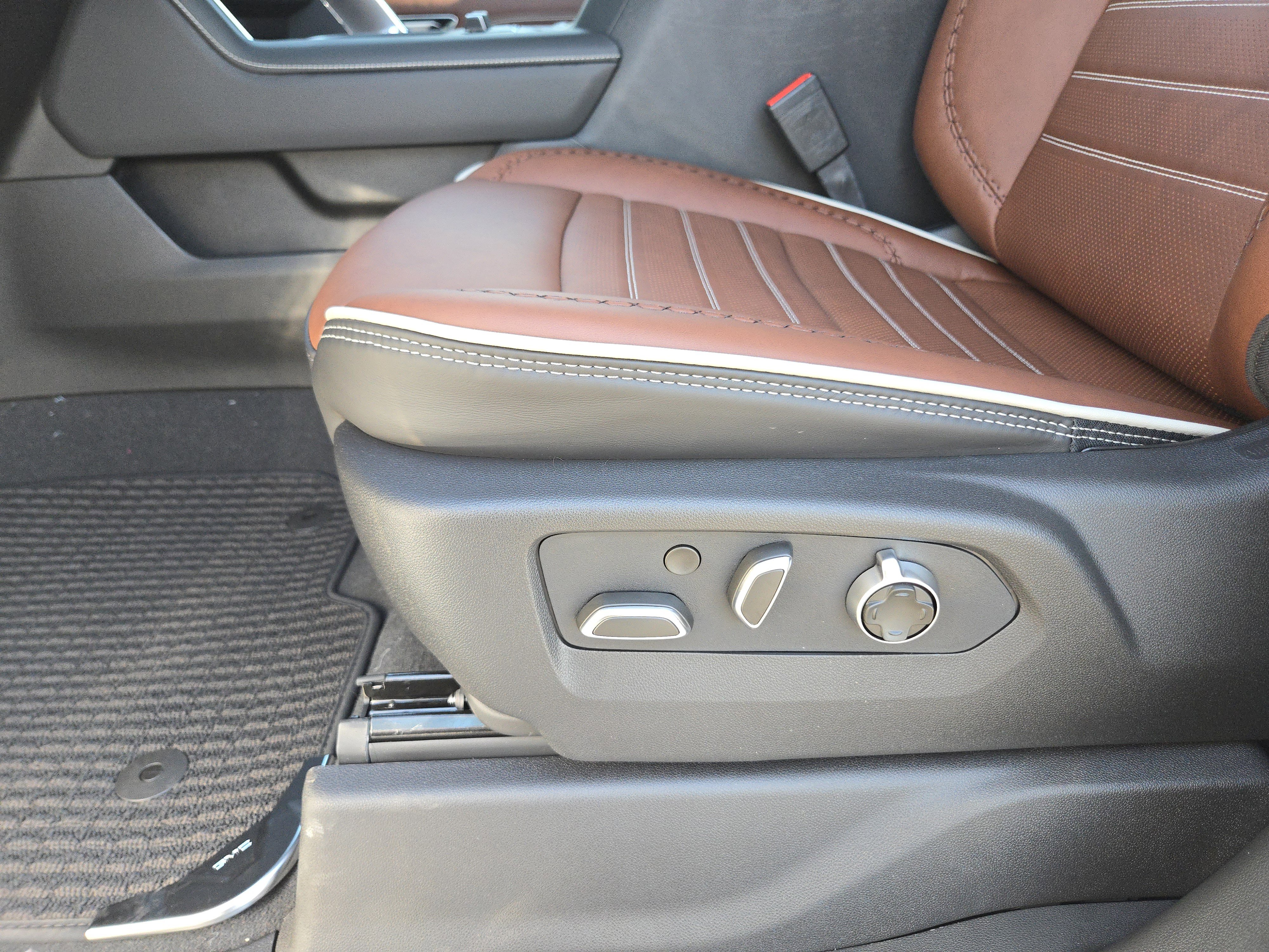 New 2026 GMC Sierra 2500 Denali Ultimate image 19