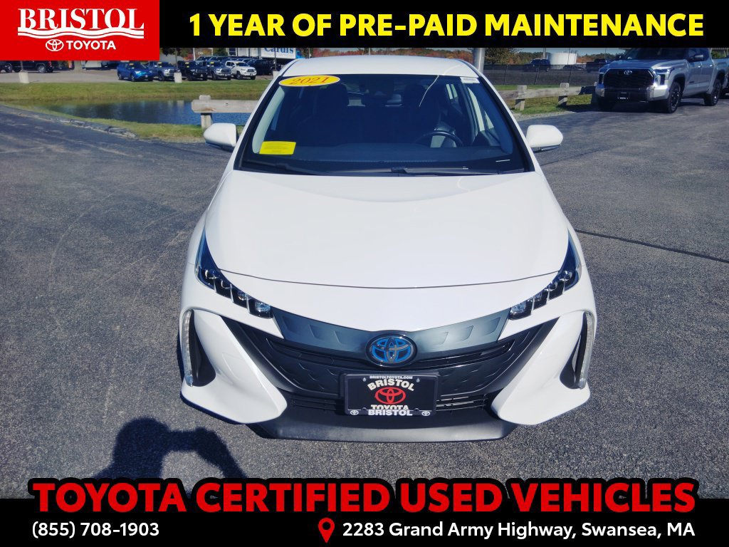 Certified 2021 Toyota Prius Prime XLE FWD image 2