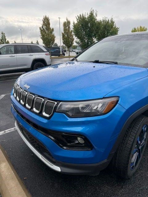 Used 2022 Jeep Compass Limited AWD/4WD image 15
