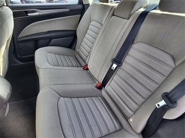 Used 2018 Ford Fusion S image 20