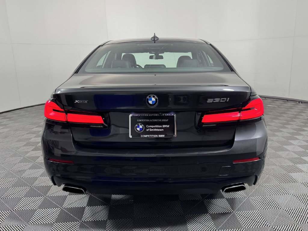 Used 2021 BMW 530i xDrive w/ Convenience Package AWD/4WD image 9