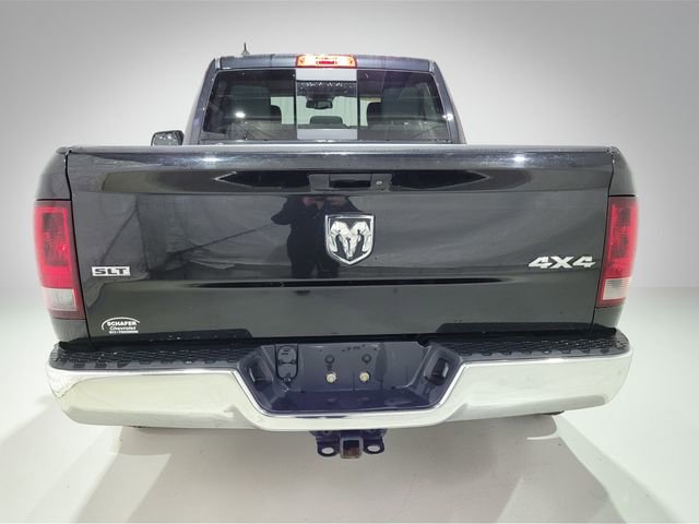 Used 2018 RAM 1500 Classic SLT w/ Luxury Group image 16