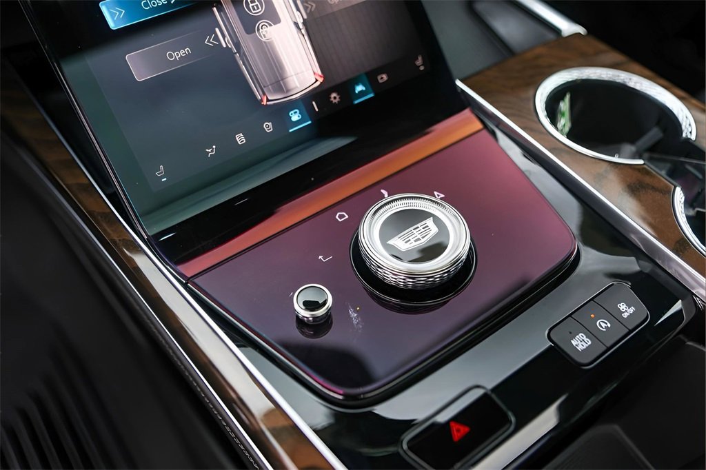 Certified 2025 Cadillac Escalade Sport Platinum w/ LPO, ONYX Package image 19