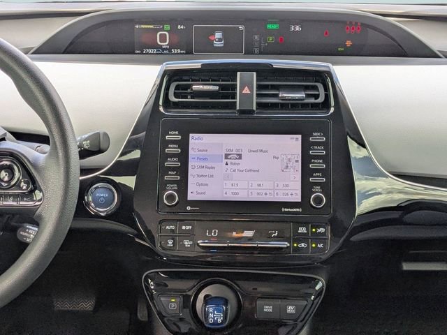 Used 2022 Toyota Prius LE image 16