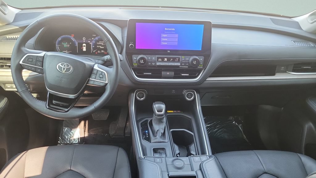 Certified 2025 Toyota Grand Highlander AWD Hybrid image 11