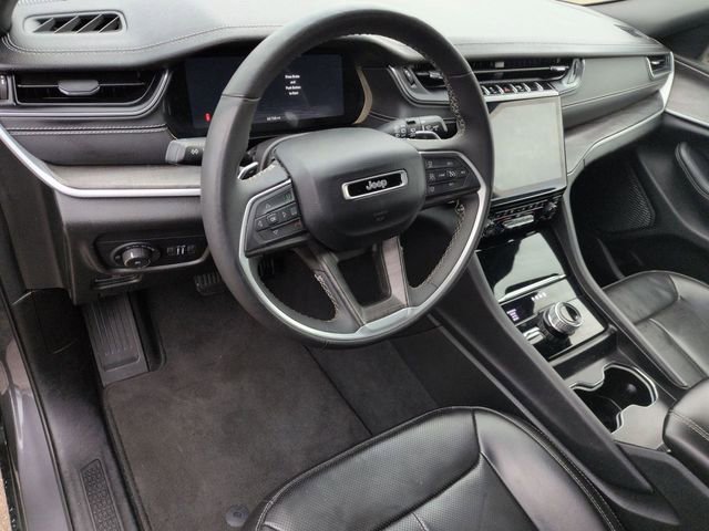 Used 2024 Jeep Grand Cherokee L Limited w/ Luxury Tech Group II image 11