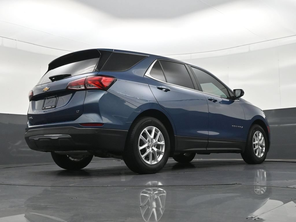 Used 2024 Chevrolet Equinox LT FWD image 27
