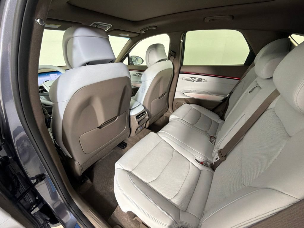 New 2027 Genesis GV70 2.5T Advanced AWD/4WD image 26