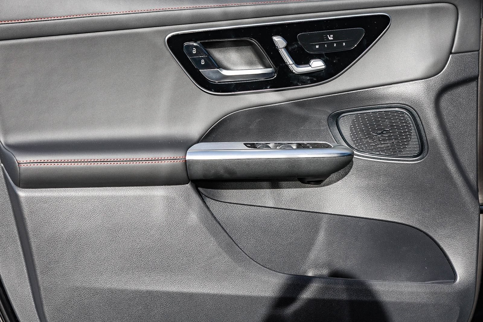 New 2026 Mercedes-Benz GLC 43 AMG 4MATIC image 22