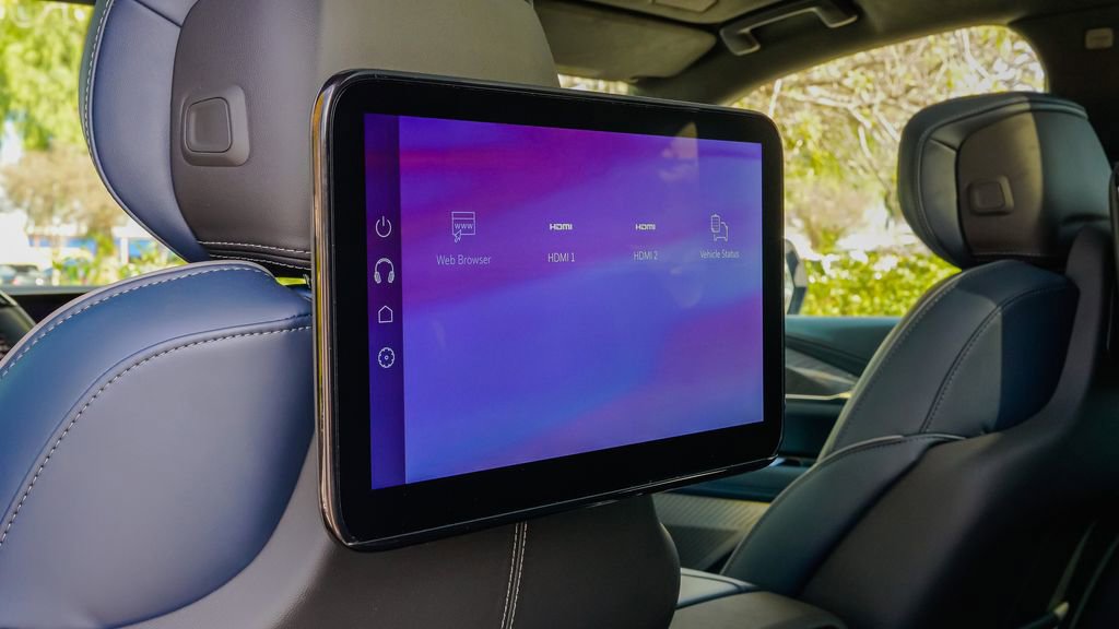 New 2025 Cadillac Escalade IQ Luxury 2 image 12