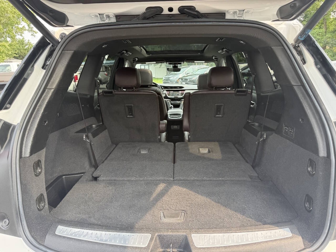 Used 2022 Cadillac XT6 Premium Luxury w/ Technology Package AWD/4WD image 15