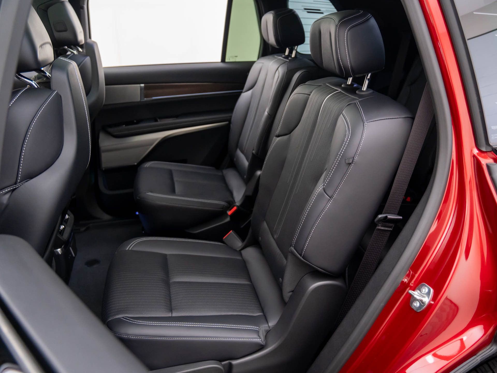 New 2026 Cadillac Vistiq Sport image 18