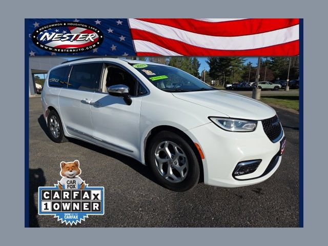 Used 2023 Chrysler Pacifica Limited FWD image 1
