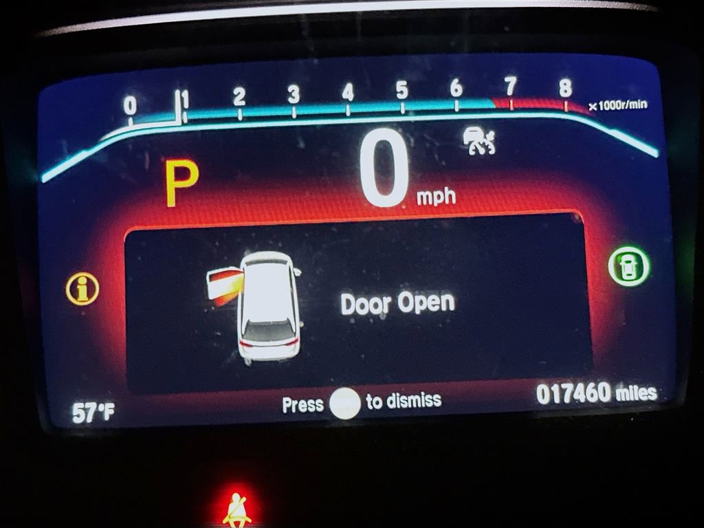 Used 2023 Honda Odyssey Touring image 17