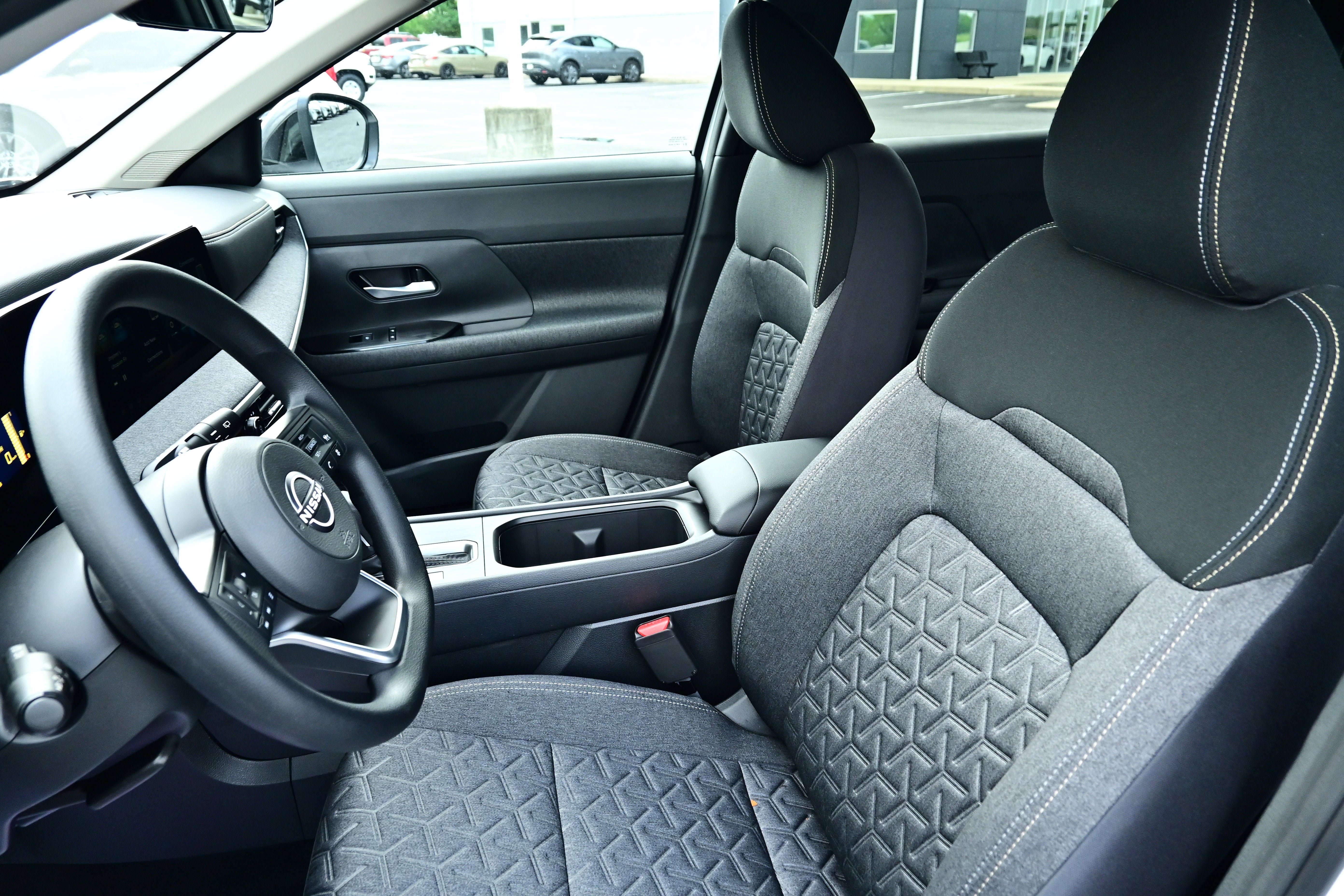 New 2026 Nissan Kicks SV w/ SV Premium Package AWD/4WD image 21