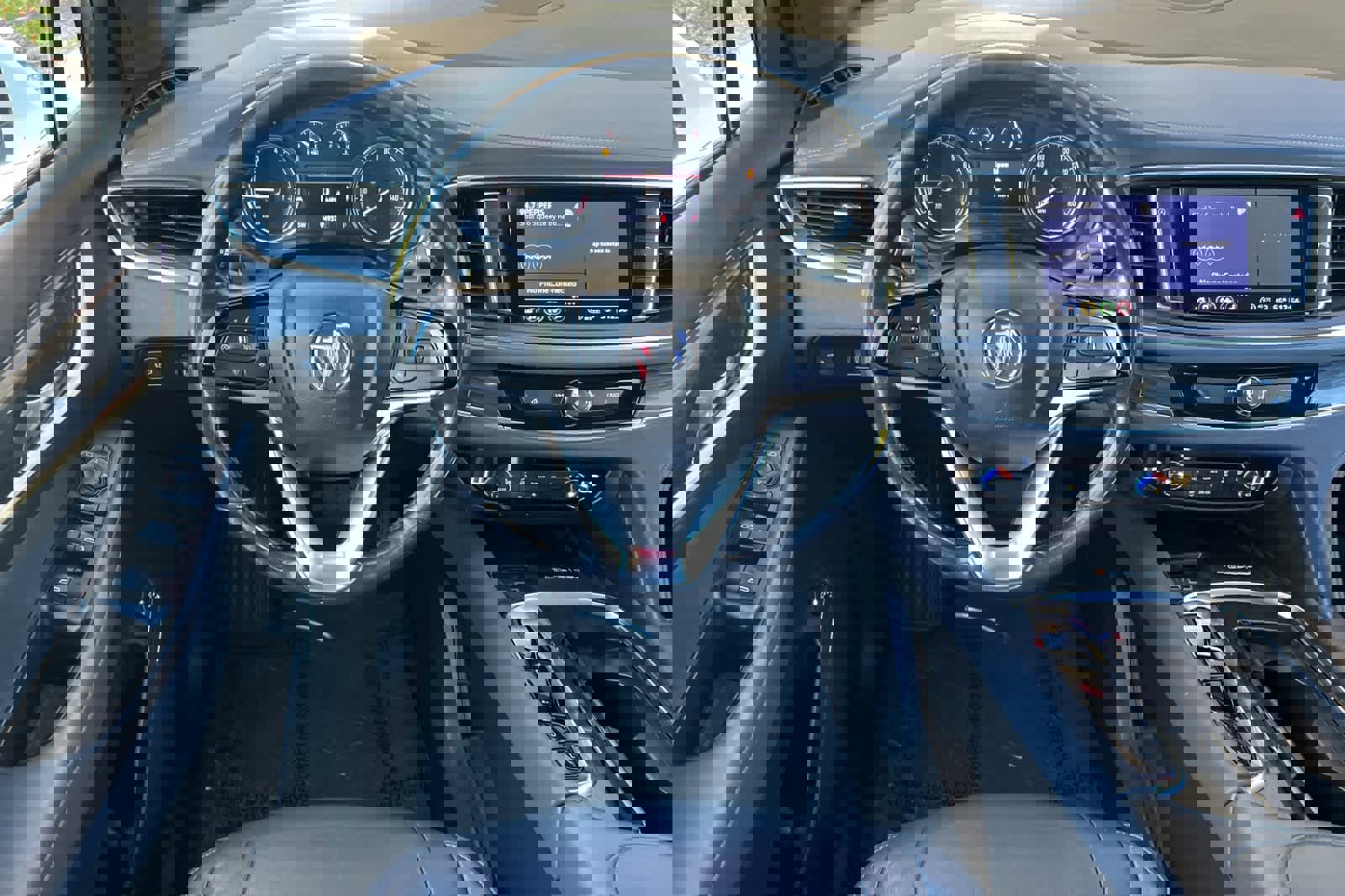 Used 2022 Buick Enclave Essence image 15