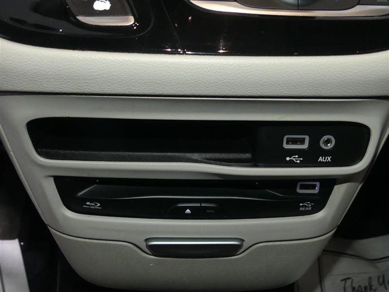Used 2017 Chrysler Pacifica Touring-L Plus image 38