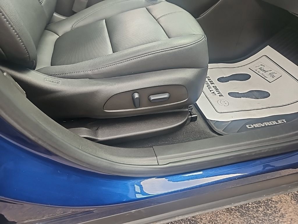 Used 2022 Chevrolet Blazer LT w/ Sound & Technology Package AWD/4WD image 22