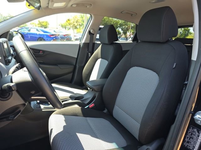 Used 2021 Hyundai Kona SEL image 5