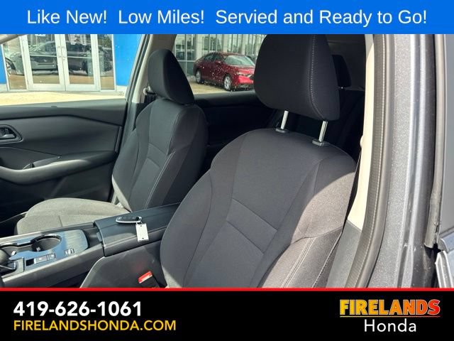 Used 2025 Nissan Rogue S FWD image 13
