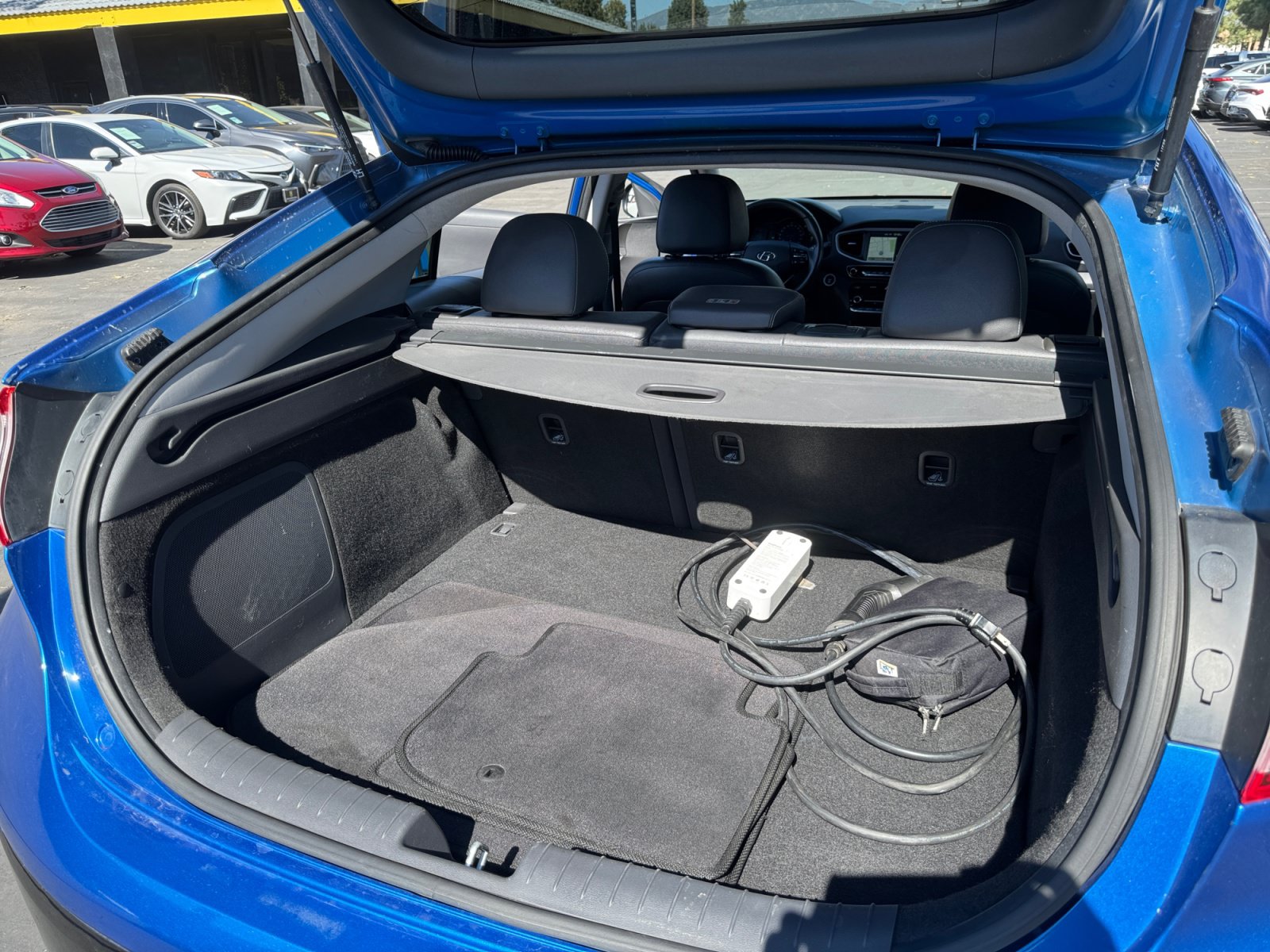 Used 2017 Hyundai Ioniq Limited w/ Limited Ultimate Package 02 FWD image 17