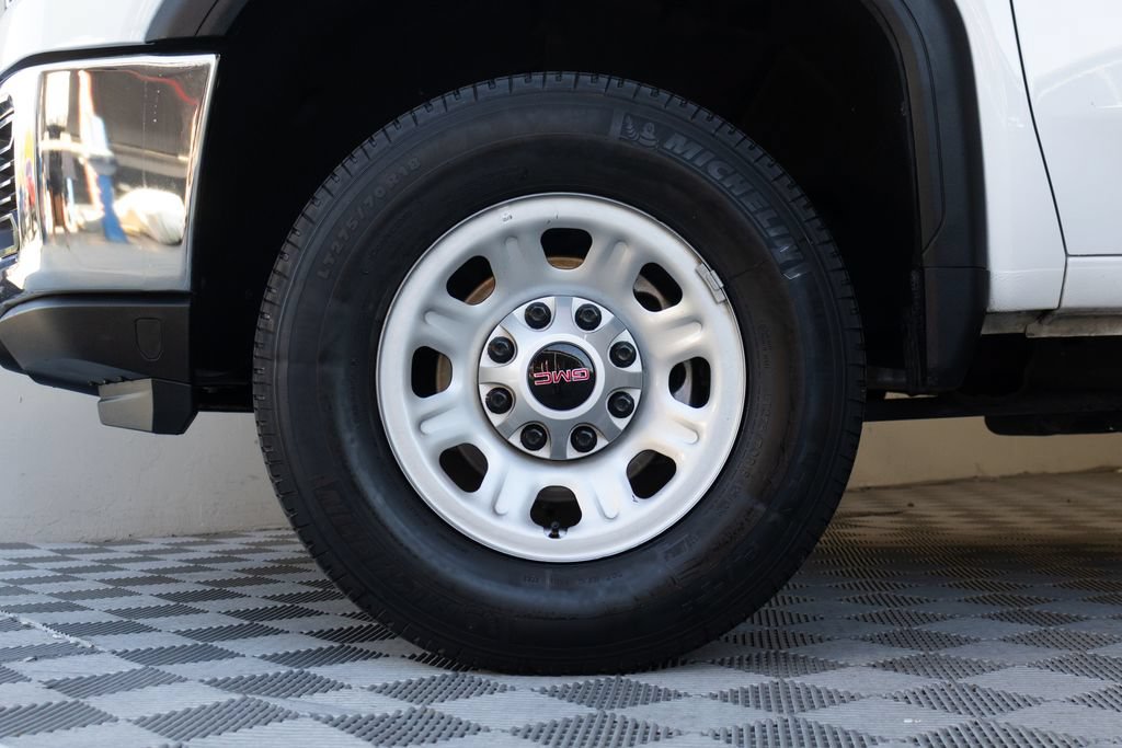 Used 2022 GMC Sierra 3500 Pro w/ Convenience Package RWD image 9
