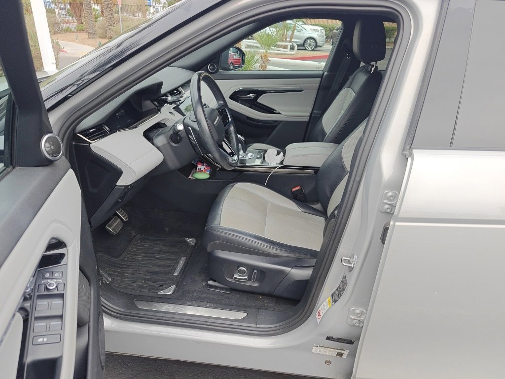 Used 2022 Land Rover Range Rover Evoque R-Dynamic S image 3